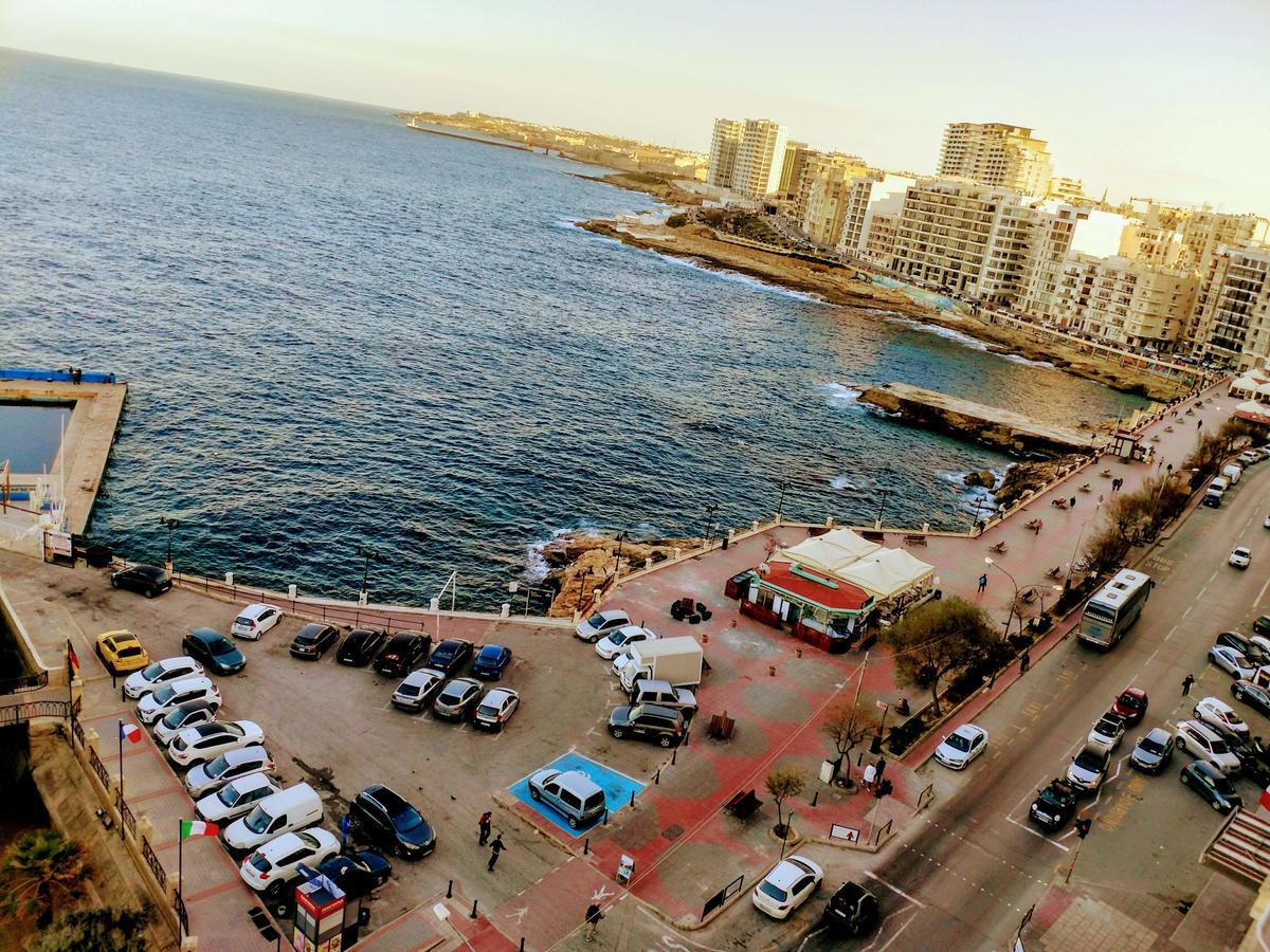 Charming Rooms With A Seaview Sliema Buitenkant foto